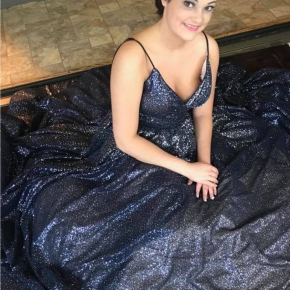 Terani Couture Ball Gown - Picture 5 of 5